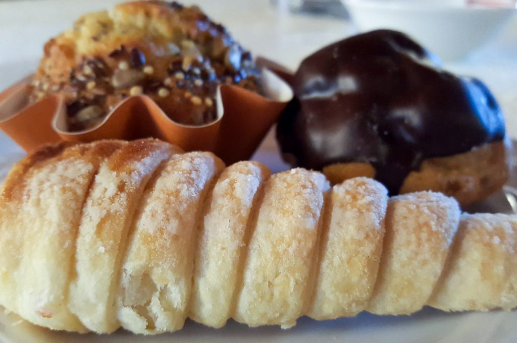 Tiny cakes served for breakfast at an Italian hotel - Vicenza, Italy - rossiwrites.com