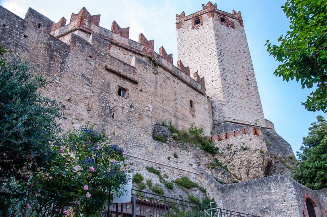 10 Must-See Castles At Lake Garda, Italy - With Map And Tips