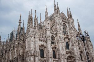 Side view of Milan's Duomo - Milan, Italy - rossiwrites.com
