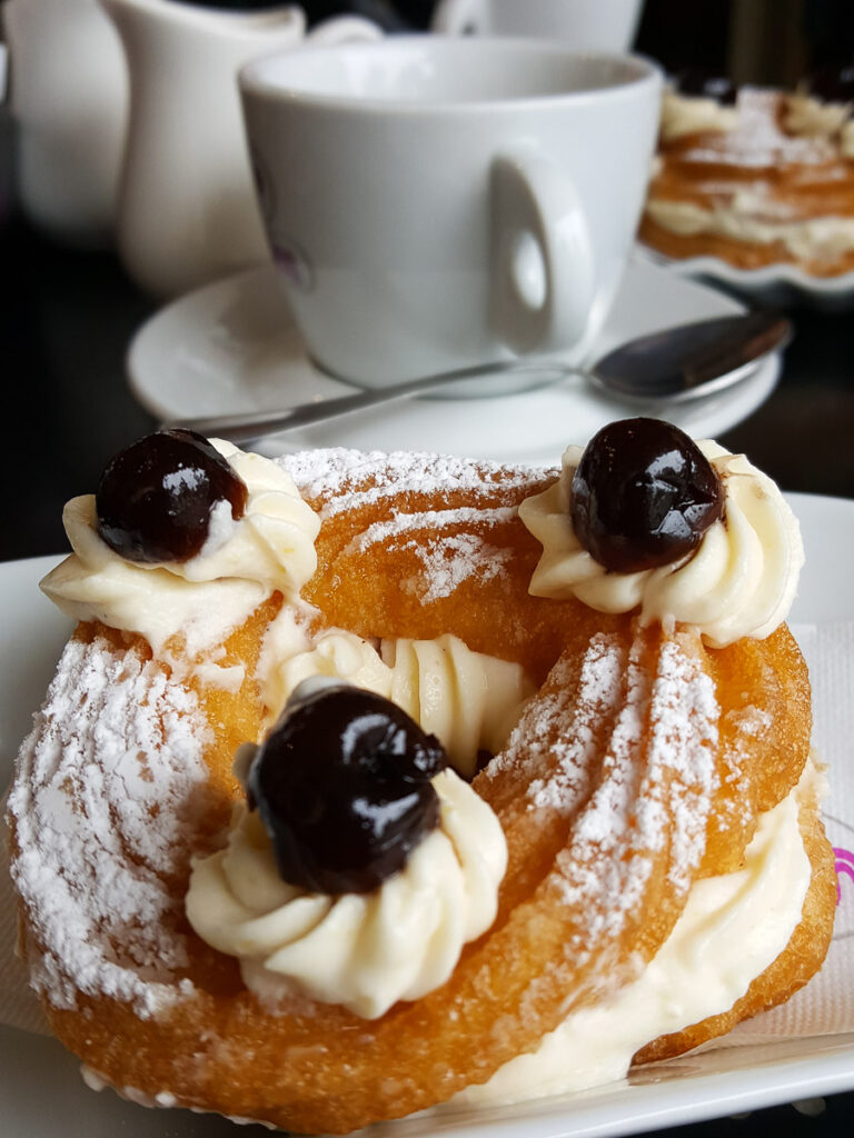 Traditional zeppole served for Father's Day in Italy - Vicenza, Italy - rossiwrites.com