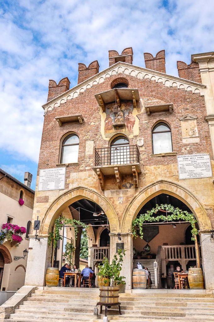 A traditional restaurant in Soave - Veneto, Italy - rossiwrites.com