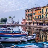 cropped-20-Best-Towns-to-Visit-on-Lake-Garda-Web-Story-rossiwrites.com_.jpg