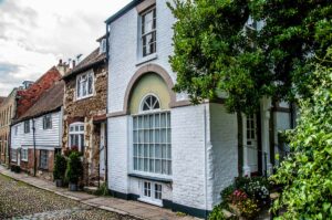 Beautiful historic houses - Rye, England - rossiwrites.com