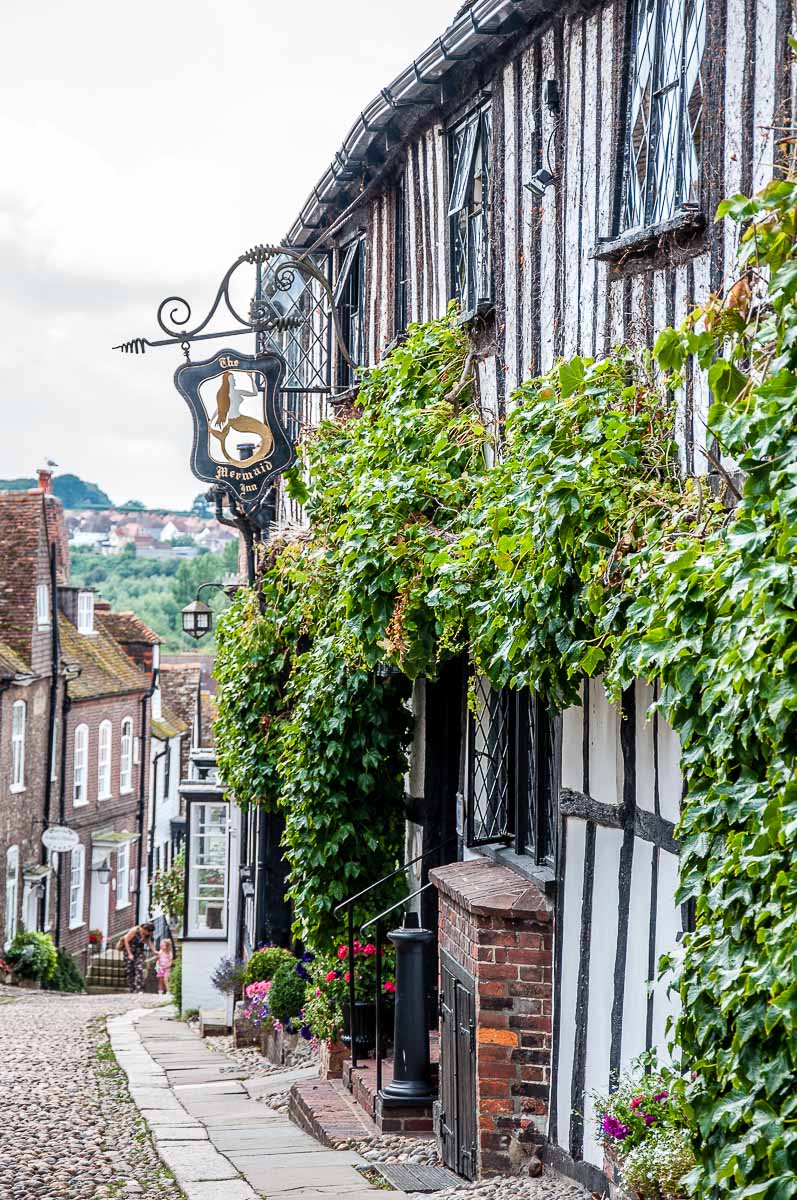 The Ivy clad Half timbre Facade Of The Historic Mermaid Inn Mermaid 