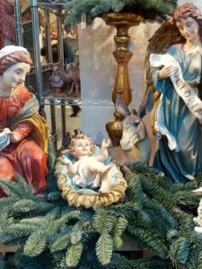 cropped-Nativity-Scene-Vicenza-Italy-rossiwrites.com_.jpg