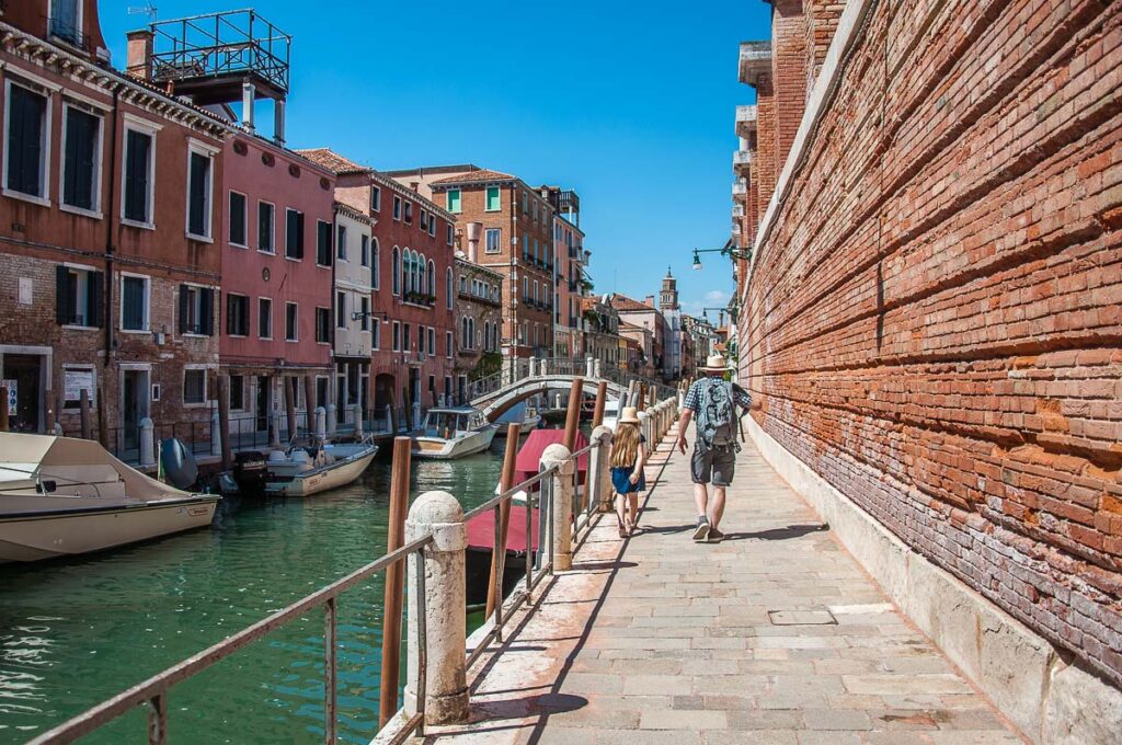Photo of a Venetian fondamenta with metal railings - Venice, Italy - rossiwrites.com