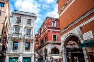 Photo of the Ruga Vecchia di San Giovanni - Venice, Italy - rossiwrites.com
