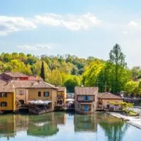 cropped-The-ancient-watermills-on-the-River-Mincio-Borghetto-sul-Mincio-Italy-rossiwrites.com_.jpg