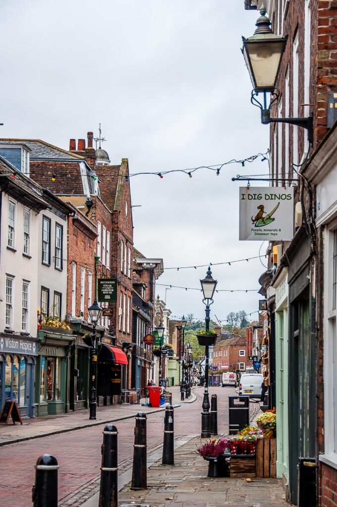 Rochester High Street - Kent, England - rossiwrites.com