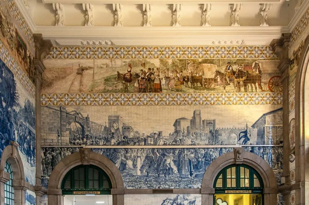 Sao Bento train station is covered with azulejos - Porto, Portugal - rossiwrites.com