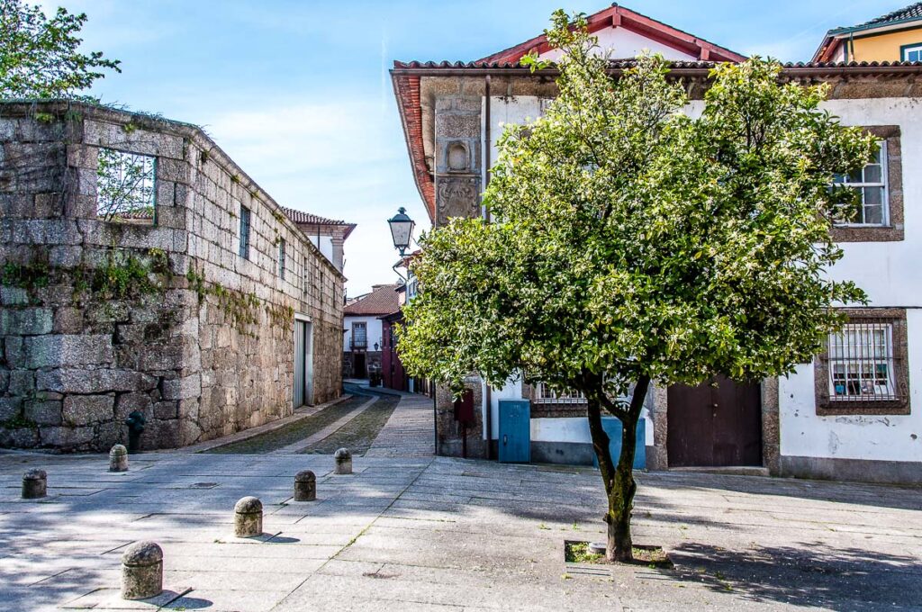 Largo dos Laranjais in the historic centre - Guimaraes, Portugal - rossiwrites.com