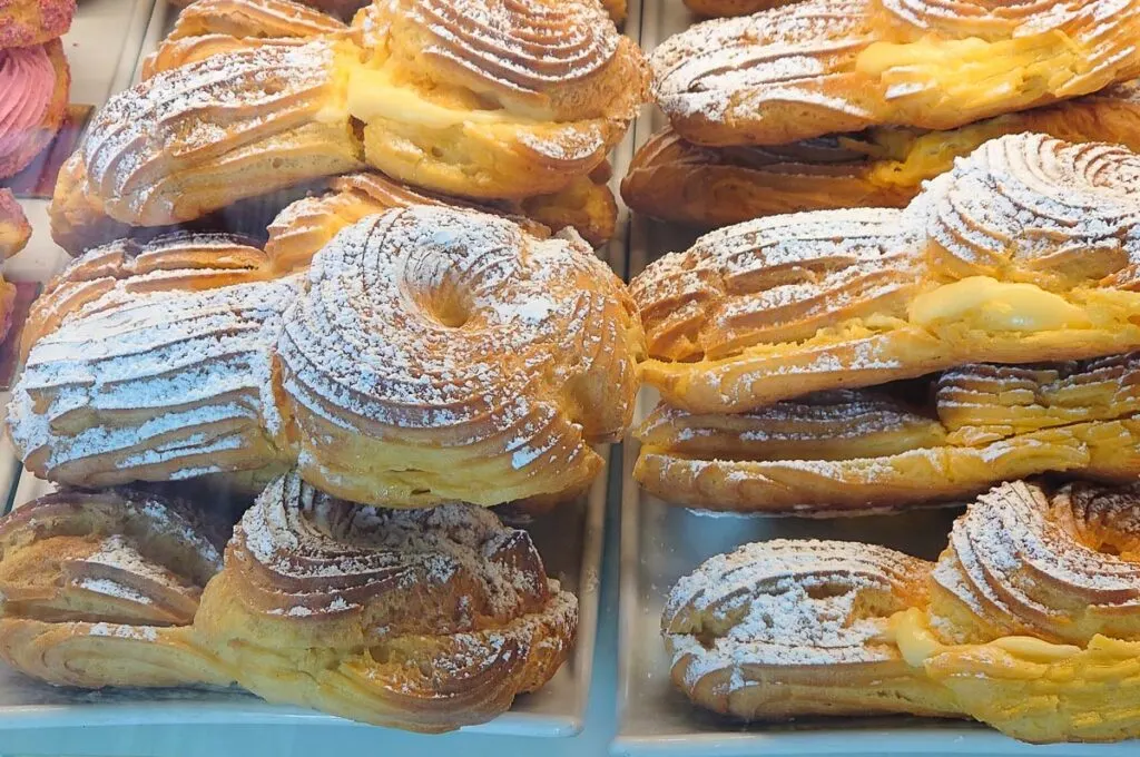 Tibias de Braga - Traditional Portuguese pastry - Braga, Portugal - rossiwrites.com