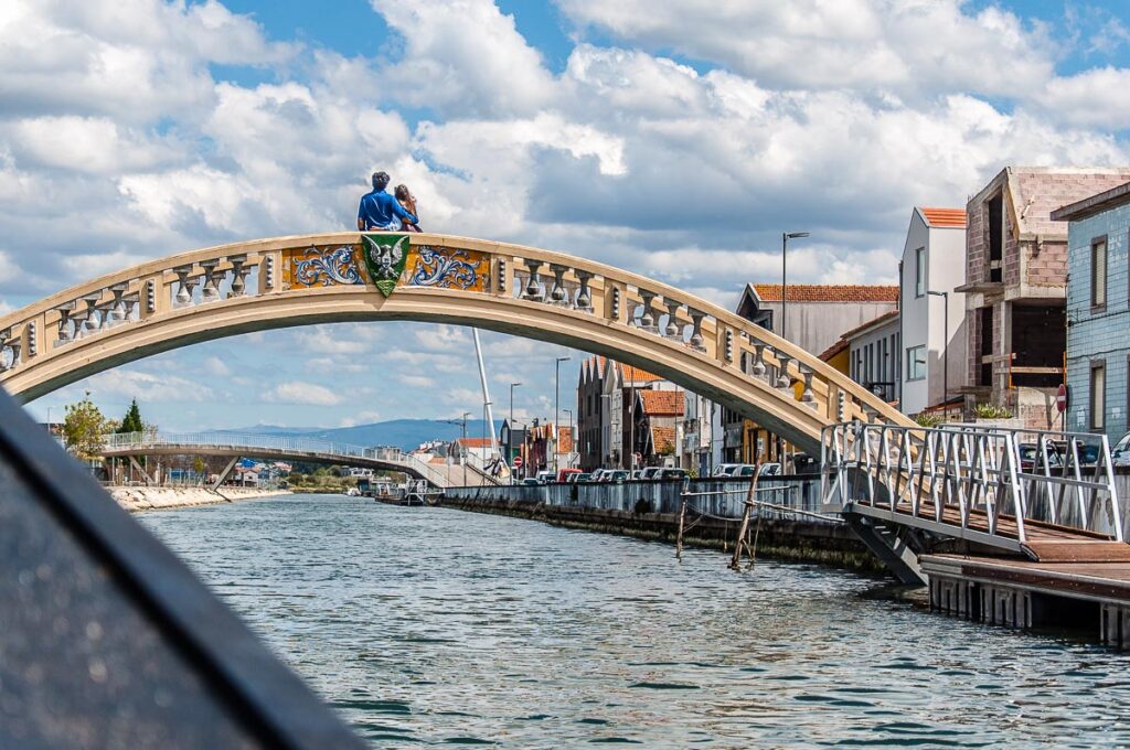 View of Ponte dos Carcavelos (also known as Ponte dos Namorados) - Aveiro, Portugal - rossiwrites.com