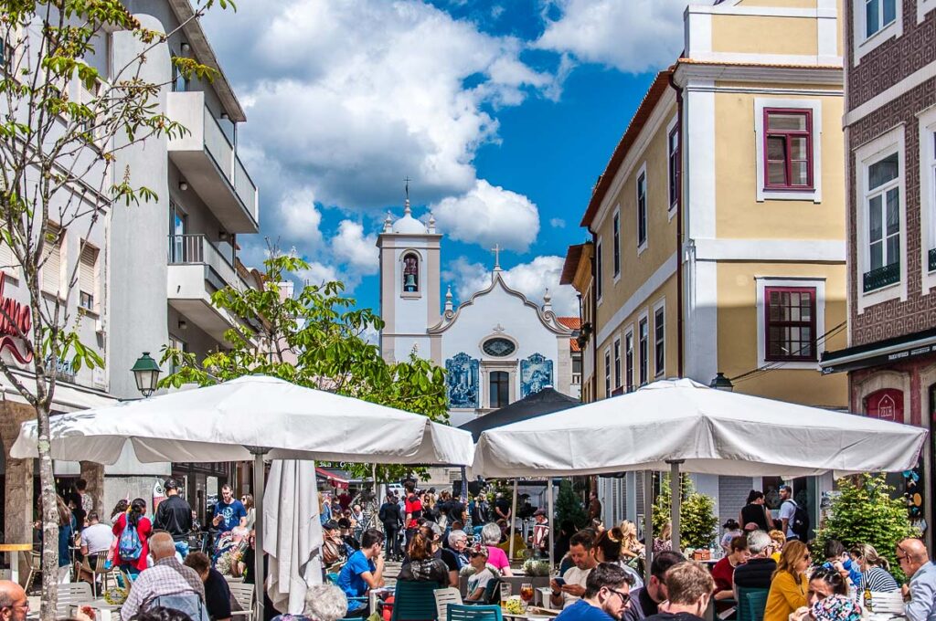 View of the historic district Beira Mar - Aveiro, Portugal - rossiwrites.com