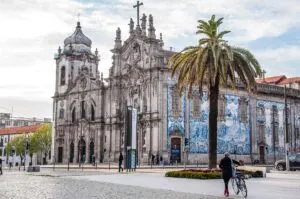 Igreja do Carmo - Porto, Portugal - rossiwrites.com
