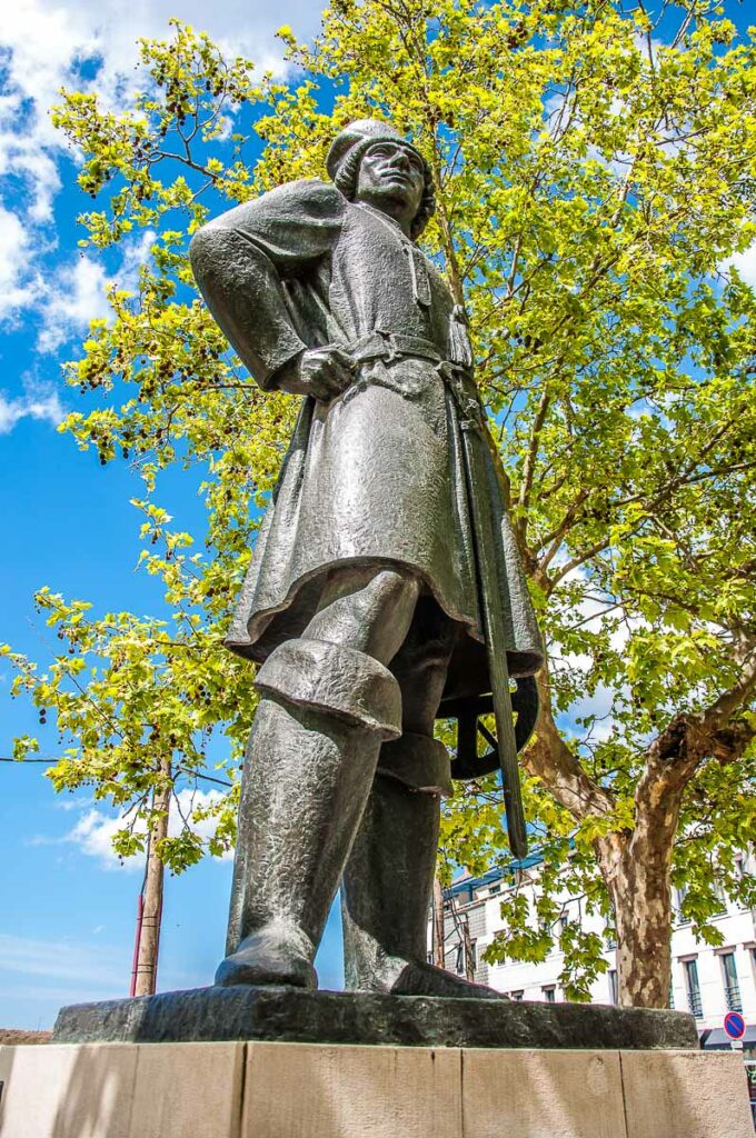 Monument of Joao Afonso de Aveiro - Aveiro, Portugal - rossiwrites.com