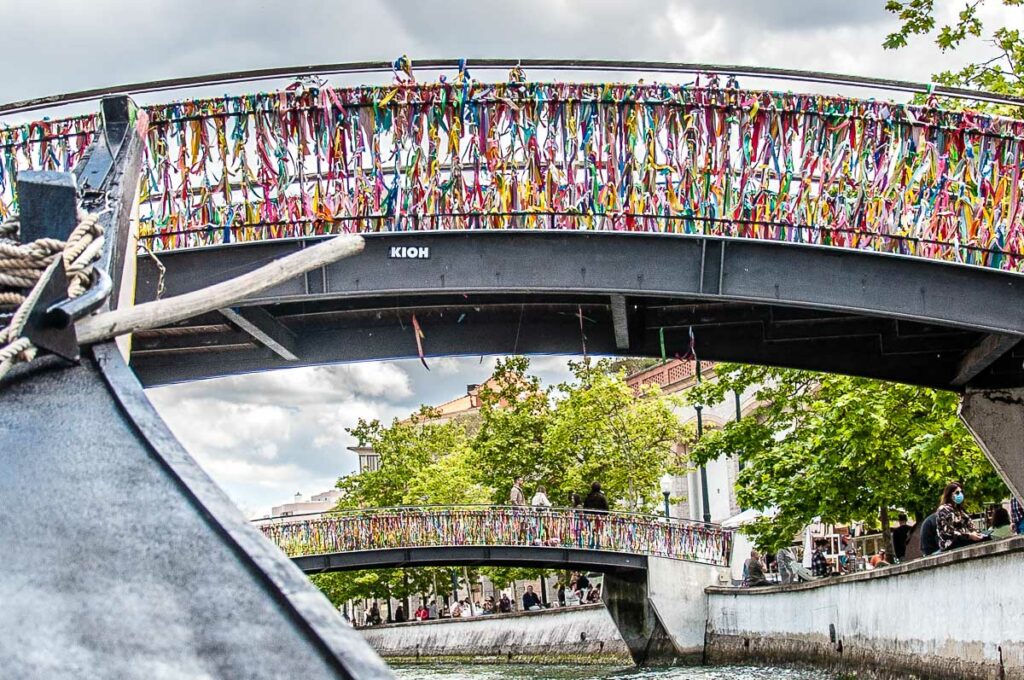 Passing under the Bridge of Ribbons - Aveiro, Portugal - rossiwrites.com