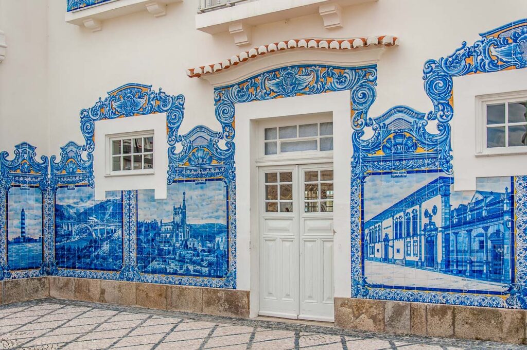 The azulejo-covered facade of the old train station - Aveiro, Portugal - rossiwrites.com