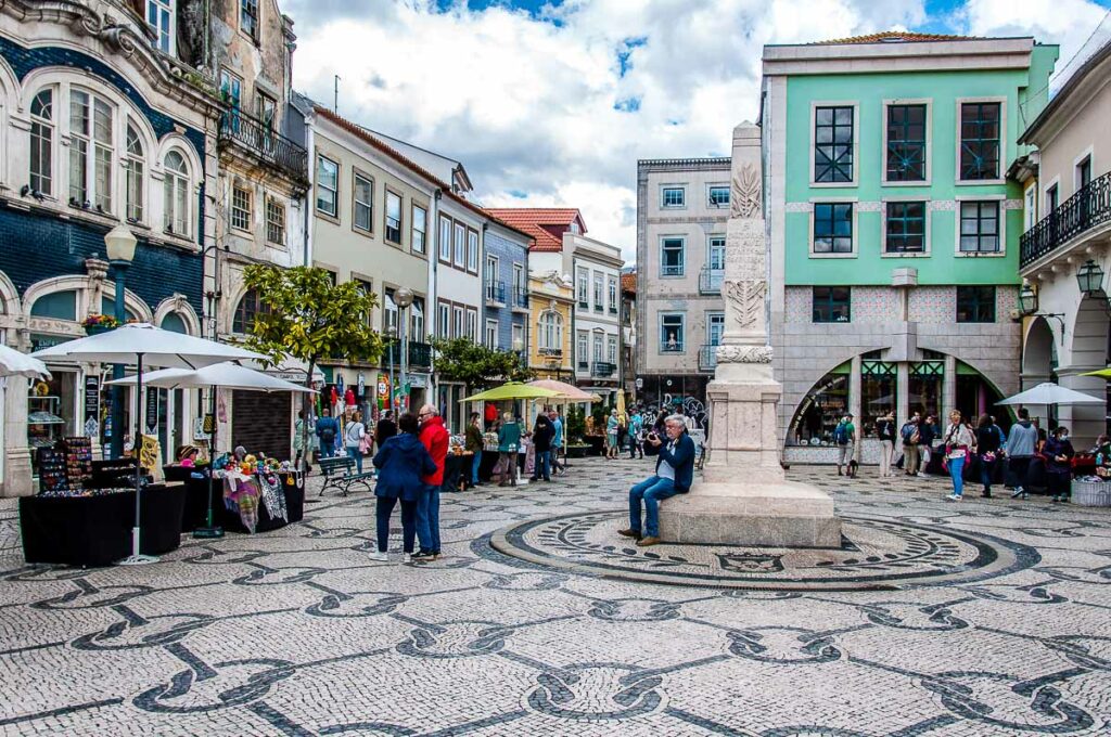 The district of Beira-Mar - Aveiro, Portugal - rossiwrites.com