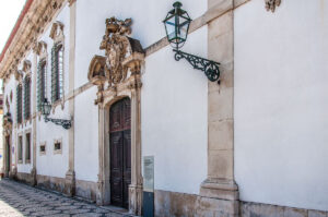 The facade of Mosteiro de Jesus - Aveiro, Portugal - rossiwrites.com