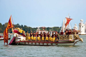 Lavish Venetian boat taking part in the parade of the Historical Regatta - Venice, Italy - rossiwrites.com