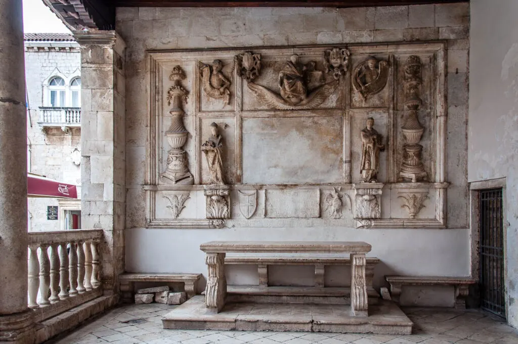 A bas-relief in the City Loggia - Trogir, Croatia - rossiwrites.com