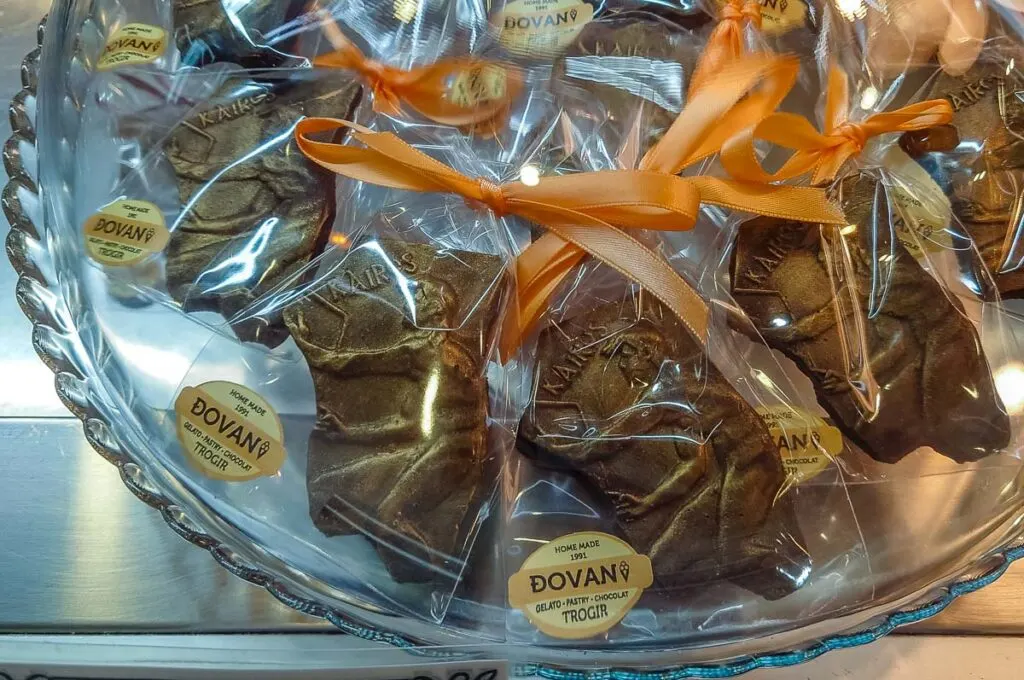 Chocolate bars shaped as the ancient Greek god Kairos - Trogir, Croatia - rossiwrites.com