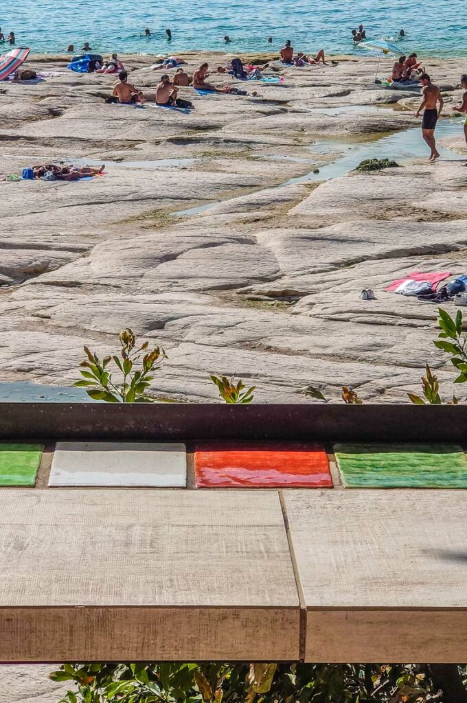 Jamaica Beach seen from the bar - Spiaggia Giamaica - Sirmione, Lake Garda, Italy - rossiwrites.com