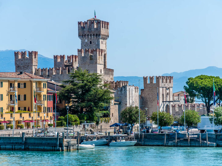 Средновековният замък на династията дела Скала - Сирмионе, Езерото Гарда, Италия - rossiwrites.com