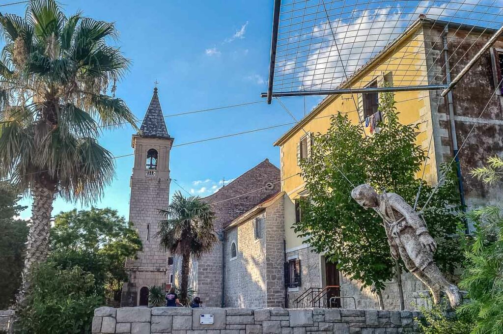 The statue of Homo Volans based on Faust Vrncic's sketch - Island of Prvic - Sibenik Archipelago, Croatia - rossiwrites.com