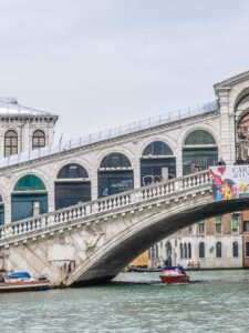 Rialto Bridge on the Grand Canal - Venice, Italy - rossiwrites.com