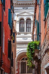 The back of the Scuola Grande di San Rocco in the sestiere of San Polo - Venice, Italy - rossiwrites.com