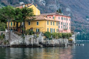 Colourfull villas in the town of Varenna - Lake Como, Italy - rossiwrites.com
