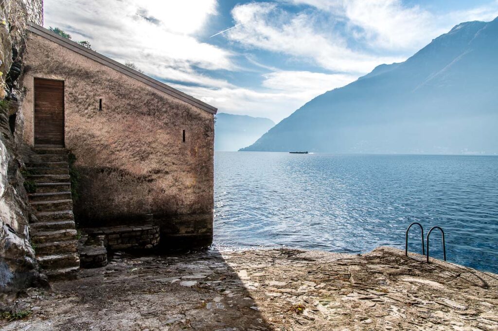 Secluded corner in Borgovecchio in Nesso - Lake Como, Italy - rossiwrites.com