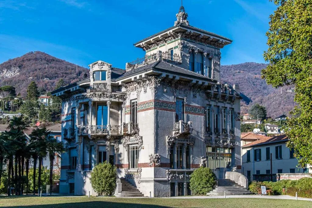 Villa Bernasconi in the town of Cernobbio - Lake Como, Italy - rossiwrites.com