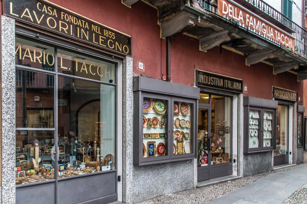 The workshop of a master carpenter in the town of Bellagio - Lake Como, Italy - rossiwrites.com