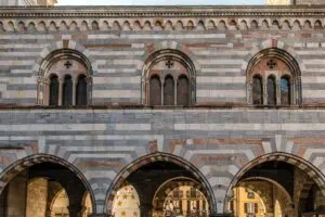 The Broletto in the town of Como - Lake Como, Italy - rossiwrites.com