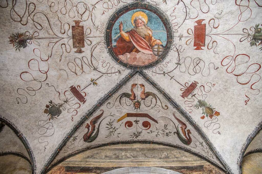 Frescoes in Rione Sanita - Naples, Italy - rossiwrites.com