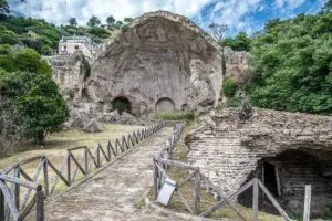 The Temple of Diana in Mollo di Baia - Naples, Italy - rossiwrites.com