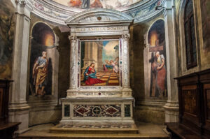 Параклисът Малкиостро с олтара от Тициан в Катедралата Дуомо - Тревизо, Италия - rossiwrites.com
