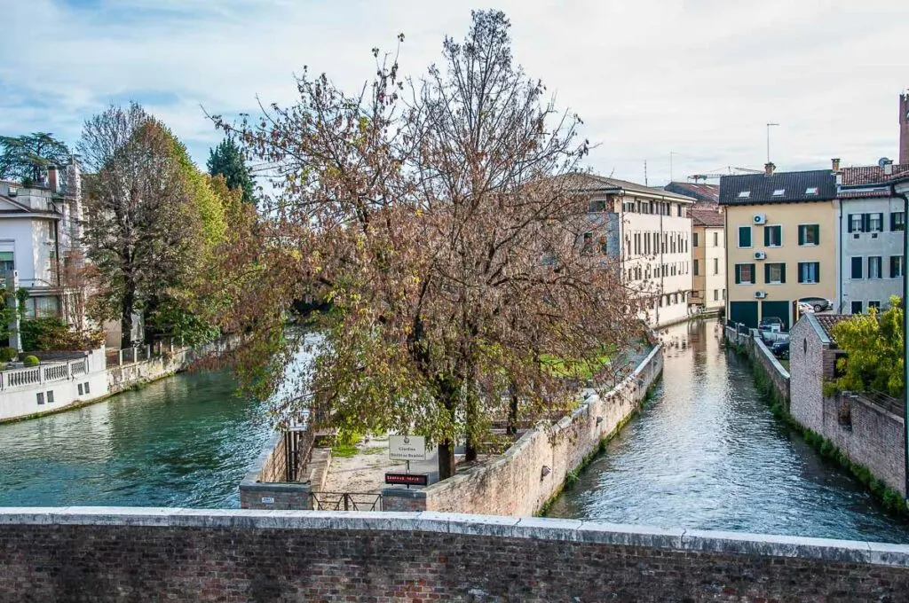 Two branches of the canals in the historic centre - Treviso, Italy - rossiwrites.com
