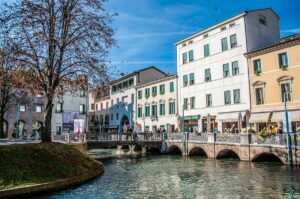 View of the Cagnan Grande and surrounding buildings - Treviso, Italy - rossiwrites.com